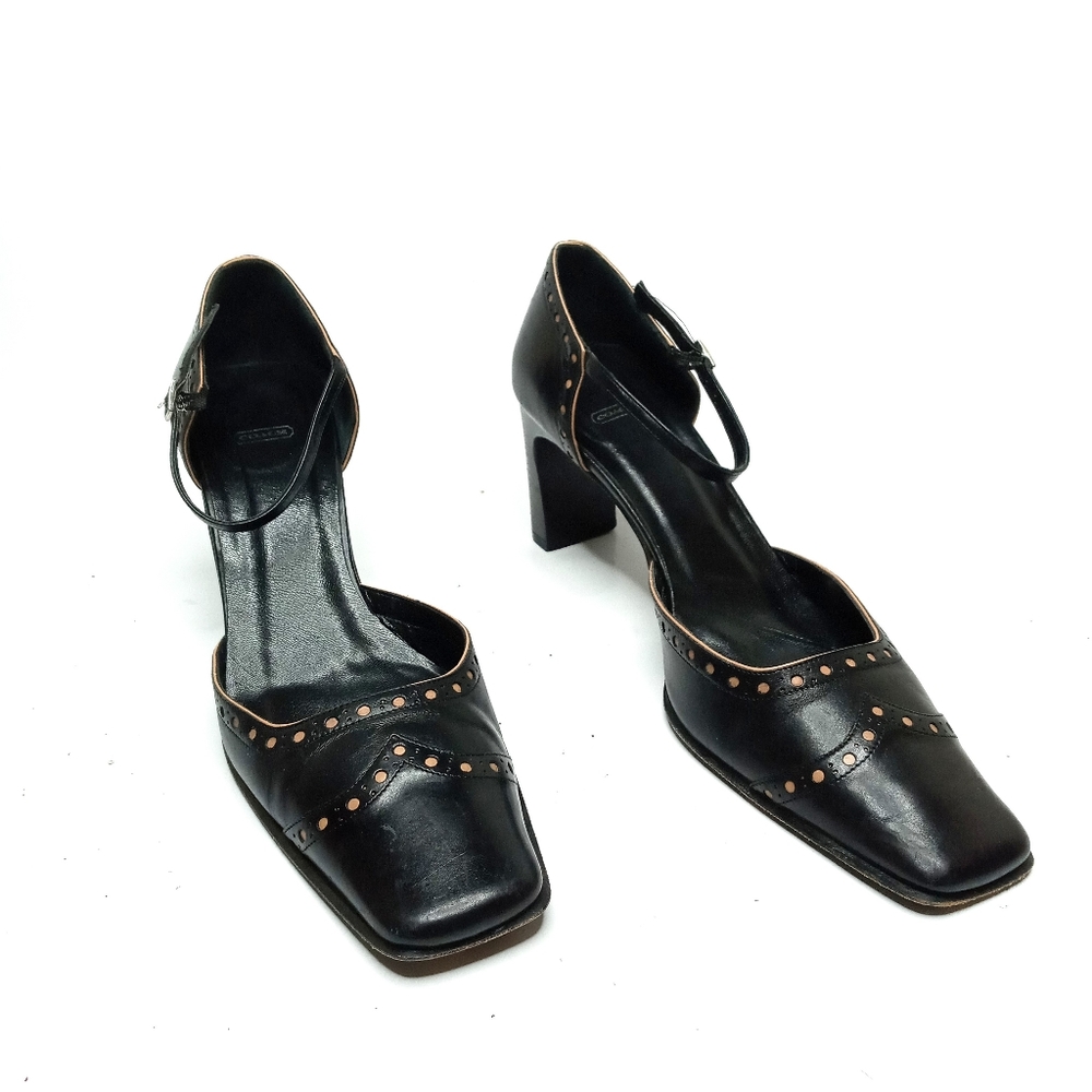 Coach Hillary Square Toe Size 8B; 3 inch Heel